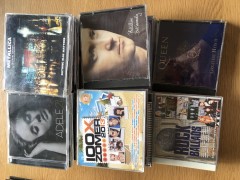 Ca 120 gevarieerde cd’s  Met oa 30 salsa cd’s