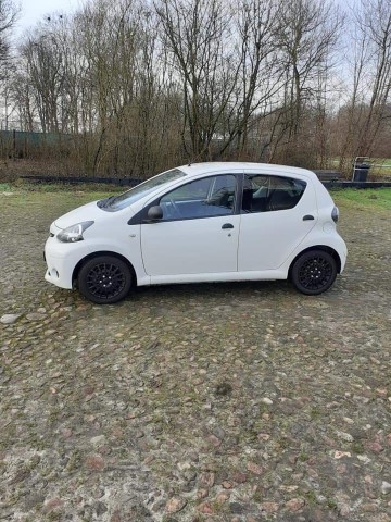 Toyota aygo uit 2013