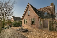 Riante villa in Lienden (Gelderland) met mogelijkheid voor inpandig ka